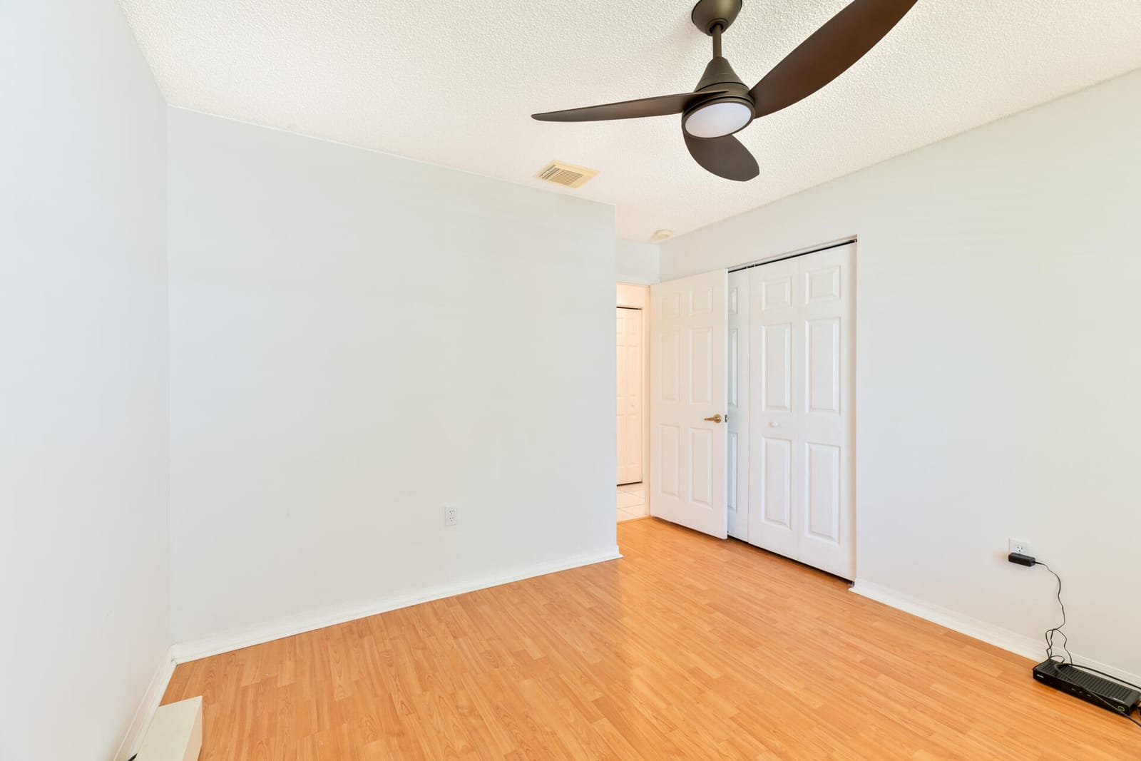 19200 NW 24TH Court, Pembroke Pines, FL 33029 photo 20
