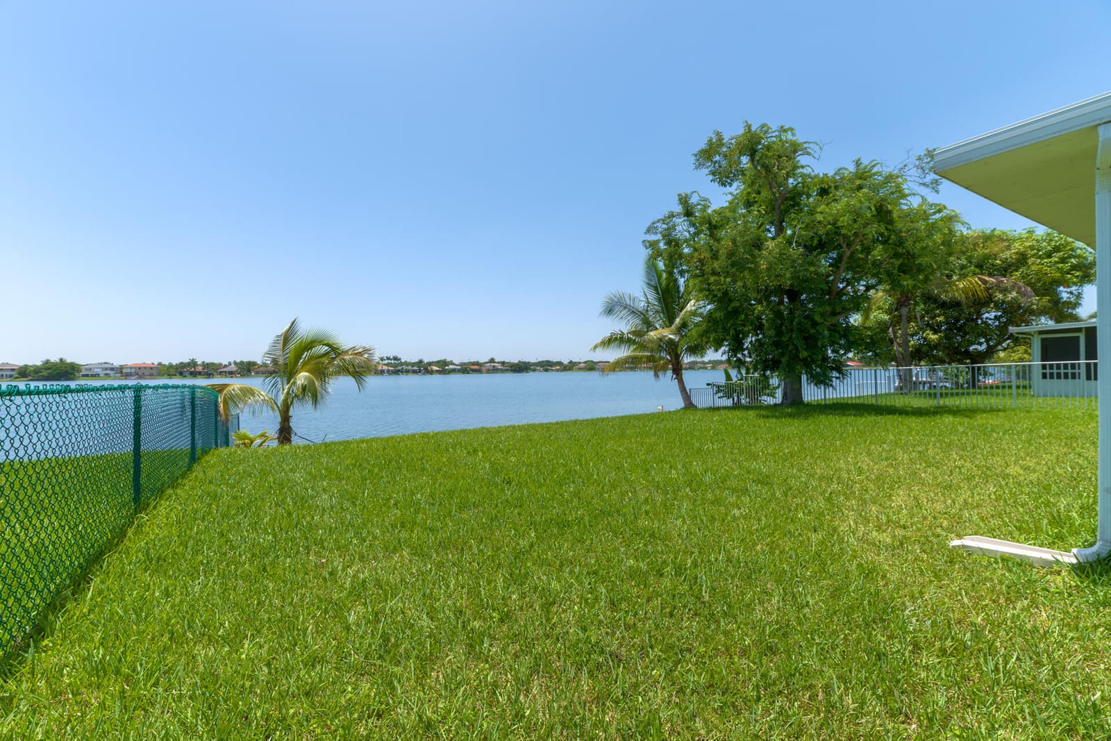 19200 NW 24TH Court, Pembroke Pines, FL 33029 photo 25