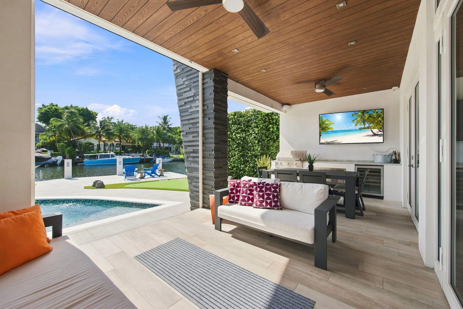 121 S GORDON Road, Fort Lauderdale, FL 33301 photo 3