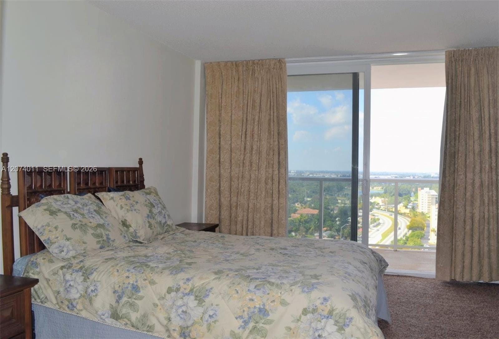 1351 NE Miami Gardens Drive PH3E — photo 1
