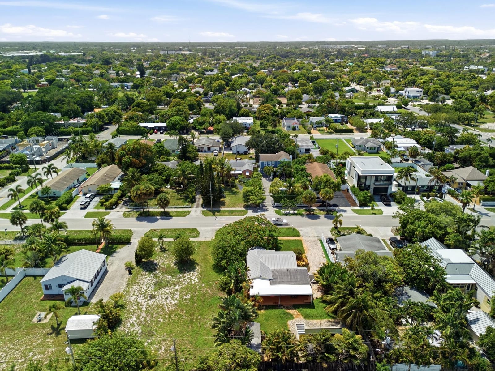 227 S SWINTON Avenue, Delray Beach, FL 33444 photo 24
