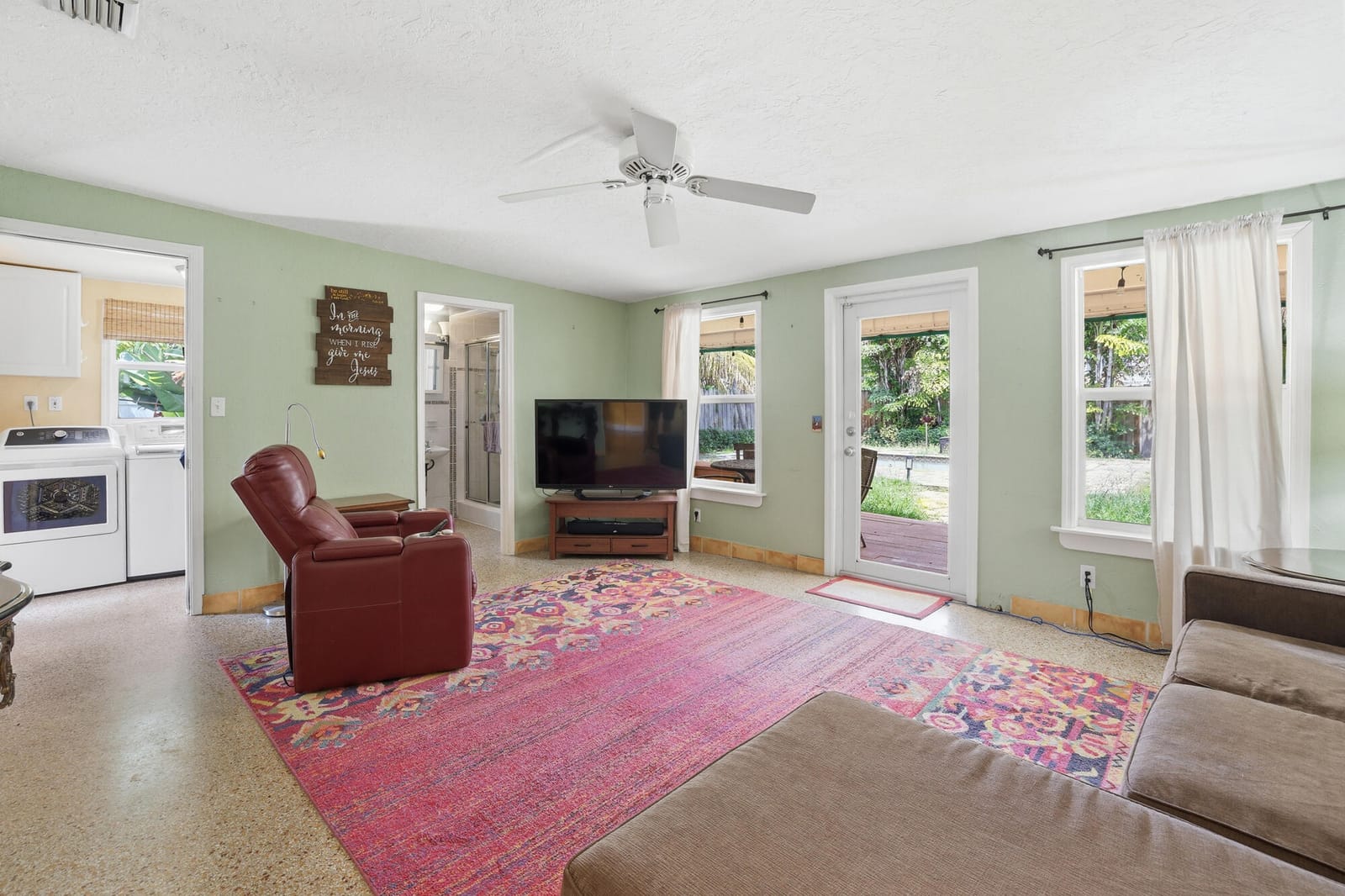 227 S SWINTON Avenue — photo 8