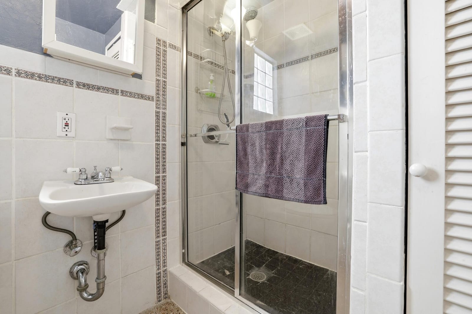 227 S SWINTON Avenue — photo 10