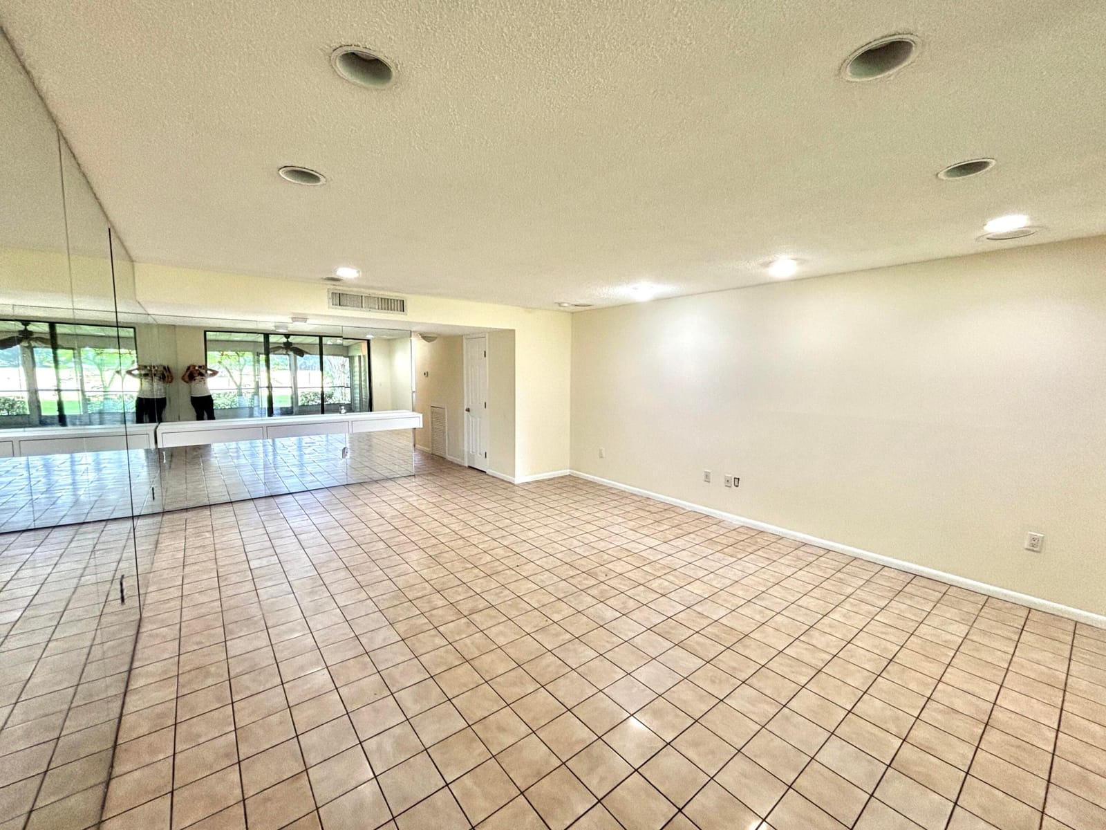 4807 ESEDRA Court — photo 4