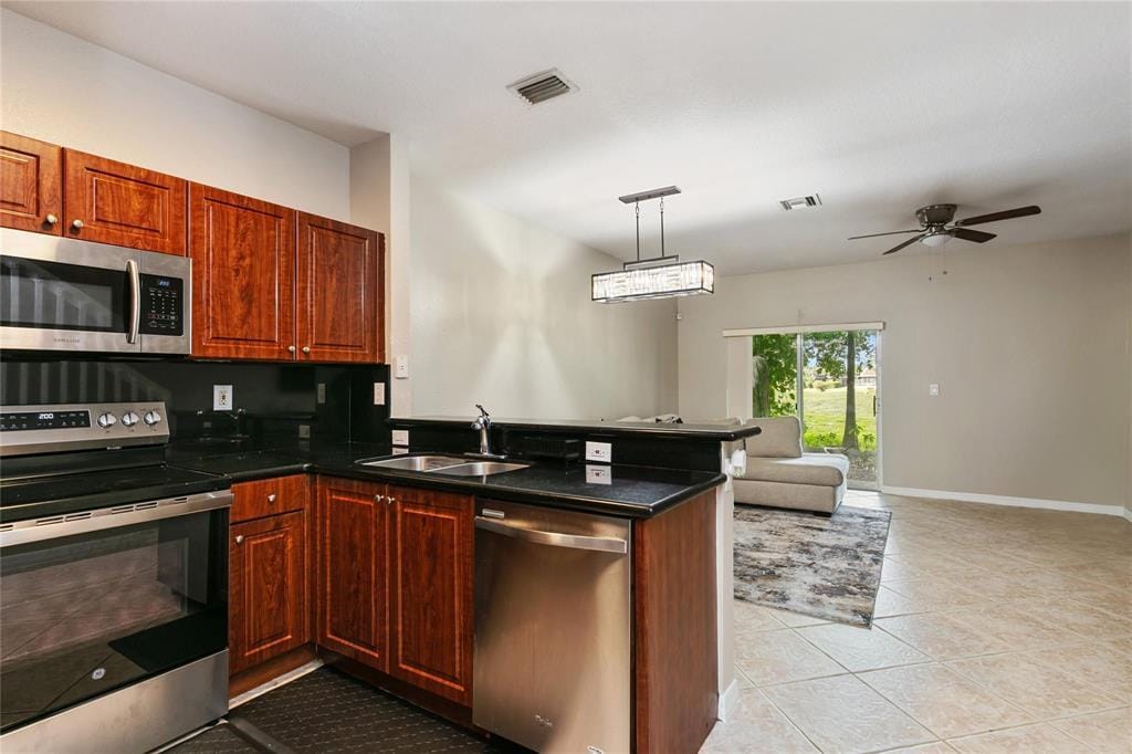 4408 Woodland Circle — photo 9