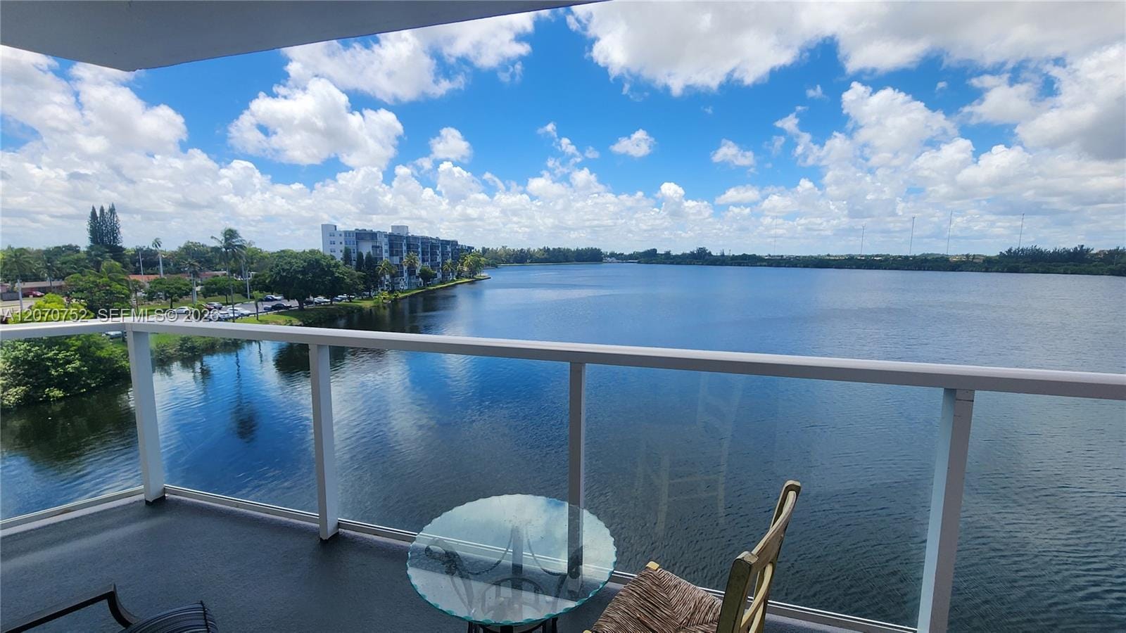 1301 NE Miami Gardens Drive 505W — photo 2