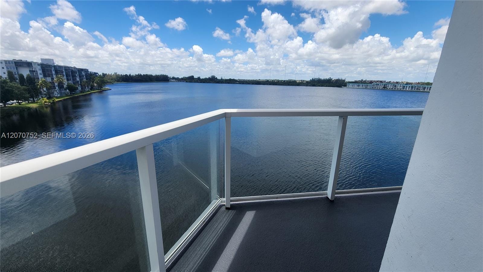 1301 NE Miami Gardens Drive 505W — photo 3