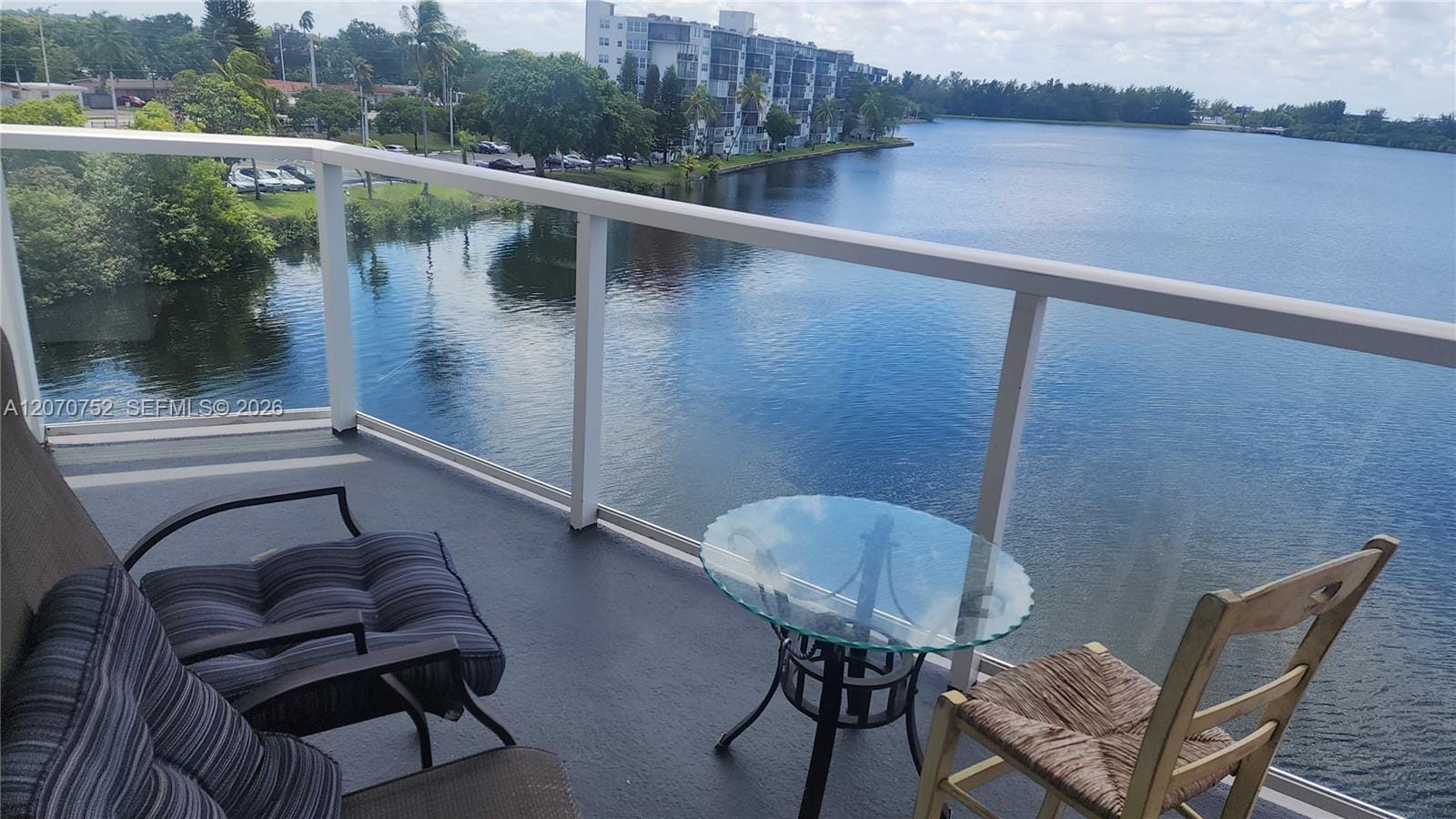 1301 NE Miami Gardens Drive 505W — photo 4