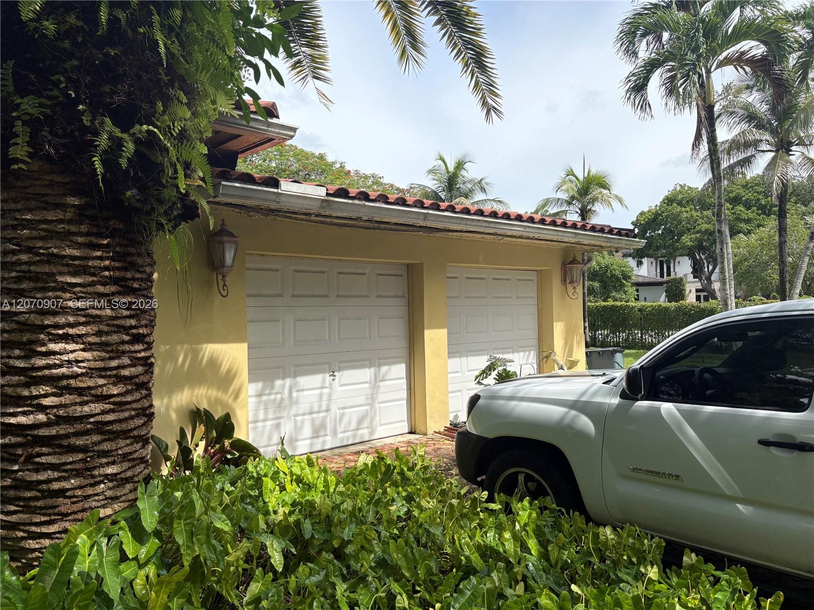 805 Paradiso Avenue 805, Coral Gables, FL 33146 photo 2