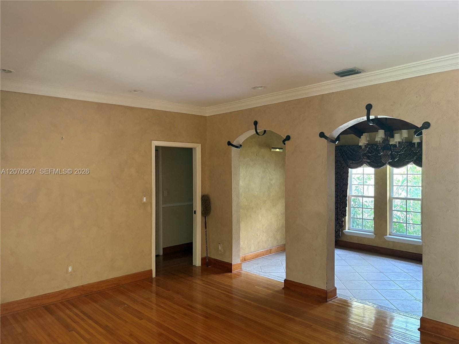 805 Paradiso Avenue 805, Coral Gables, FL 33146 photo 3