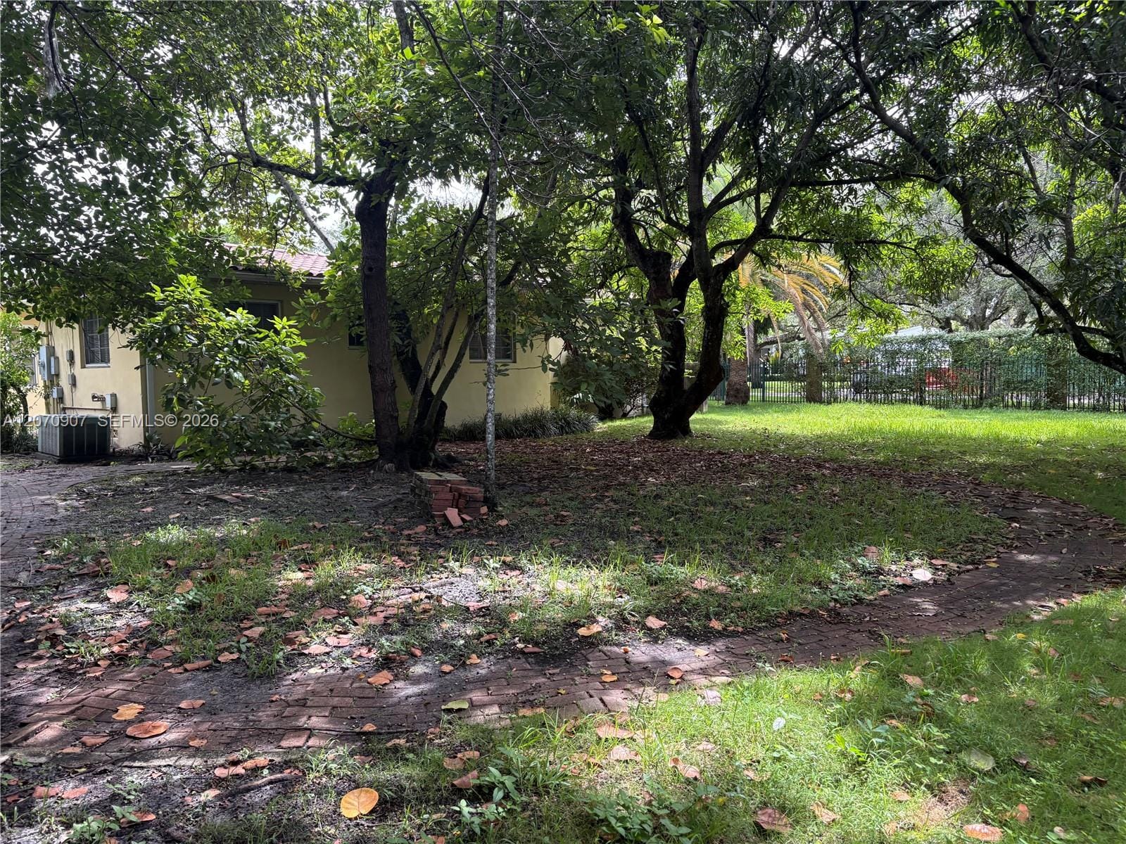 805 Paradiso Avenue 805, Coral Gables, FL 33146 photo 25