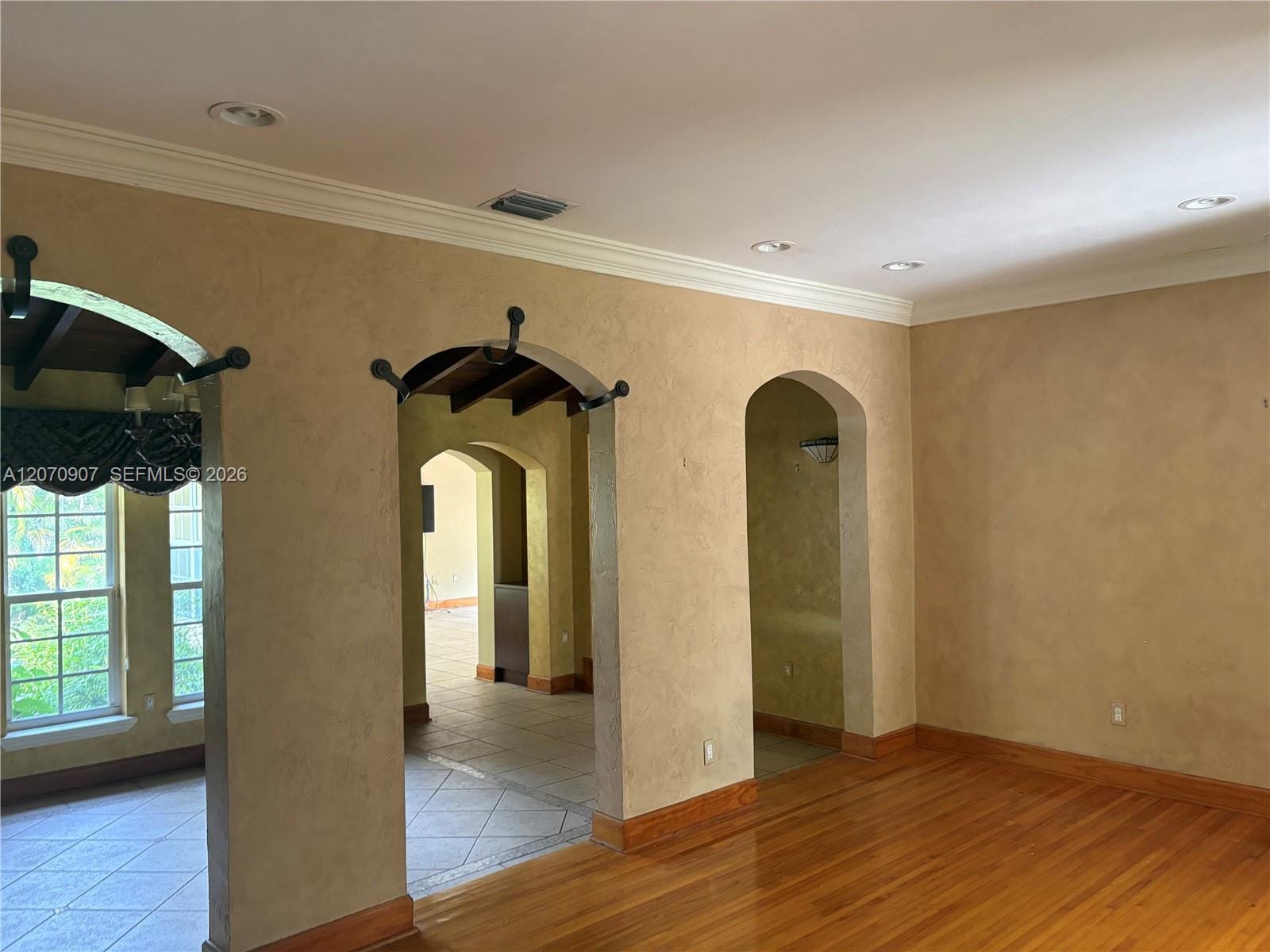 805 Paradiso Avenue 805, Coral Gables, FL 33146 photo 4