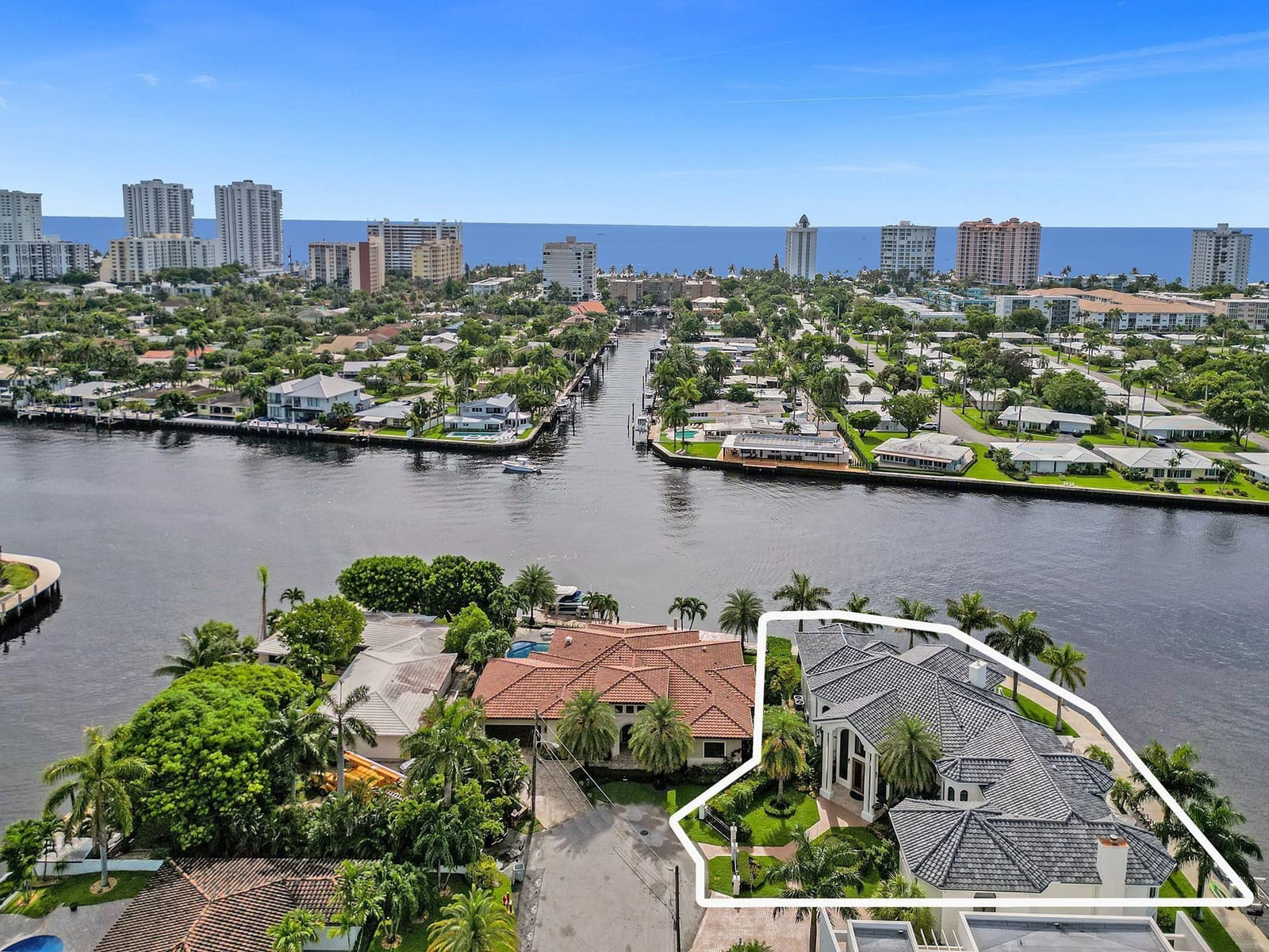 2584 SE 12th Street, Pompano Beach, FL 33062