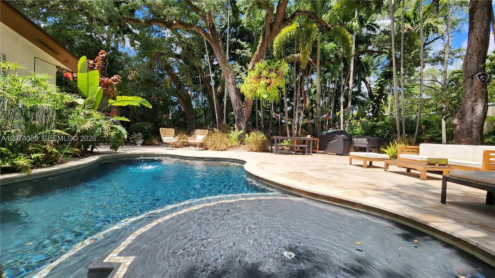 391 NE 131st Street, North Miami, FL 33161 photo 2
