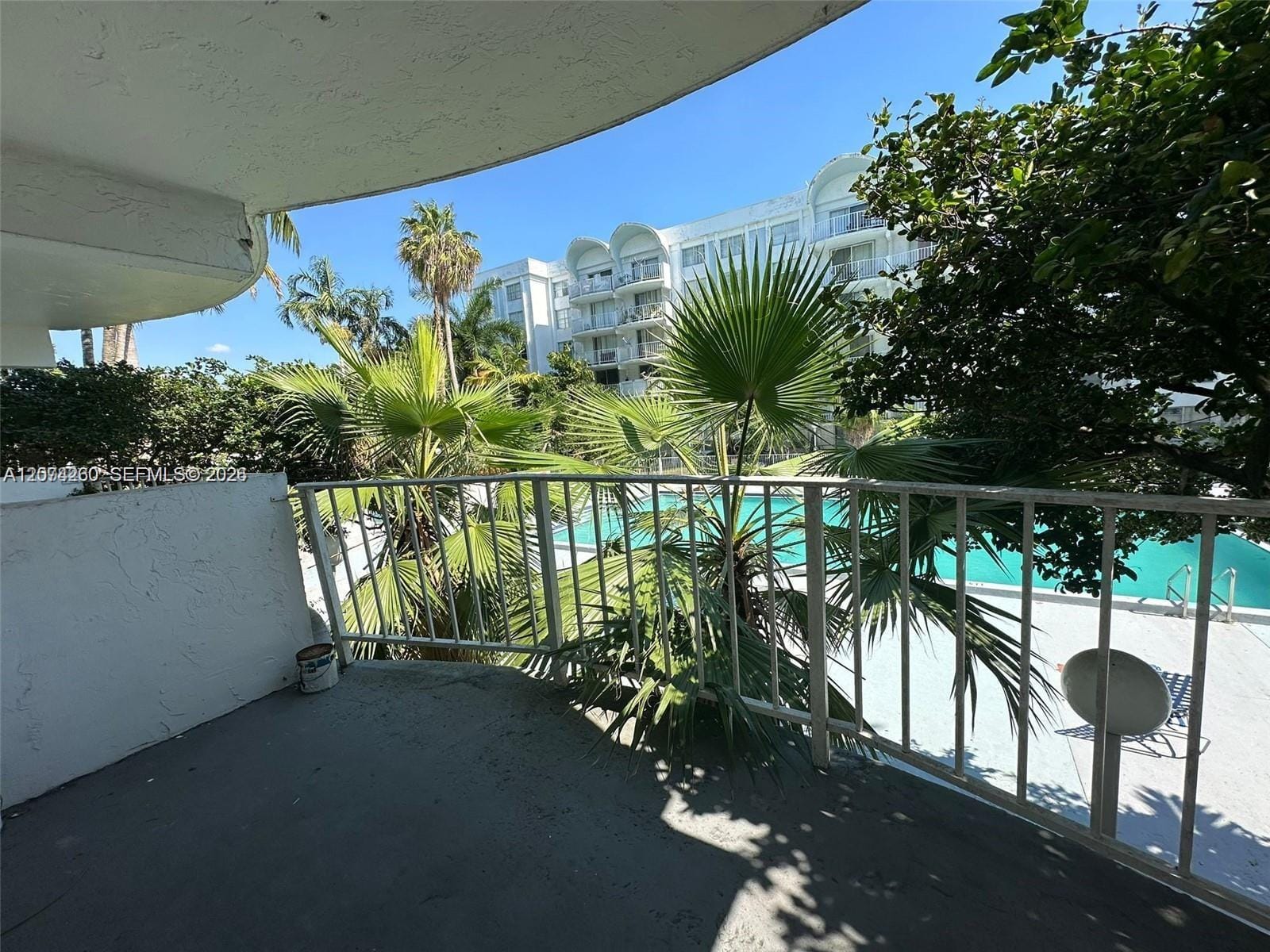 492 NW 165th St Road C-210, Miami, FL 33169 photo 2