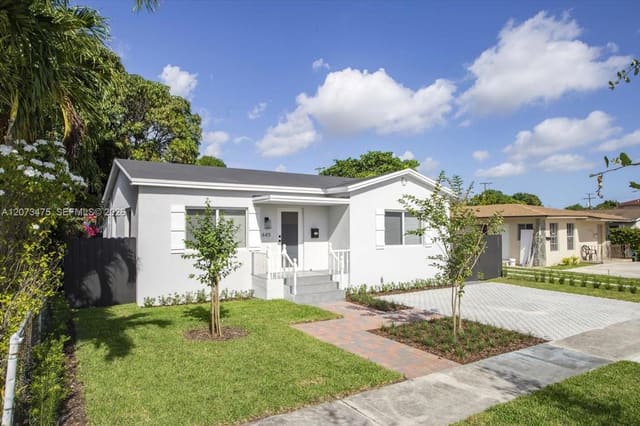449 E 10th Street, Hialeah, FL 33010