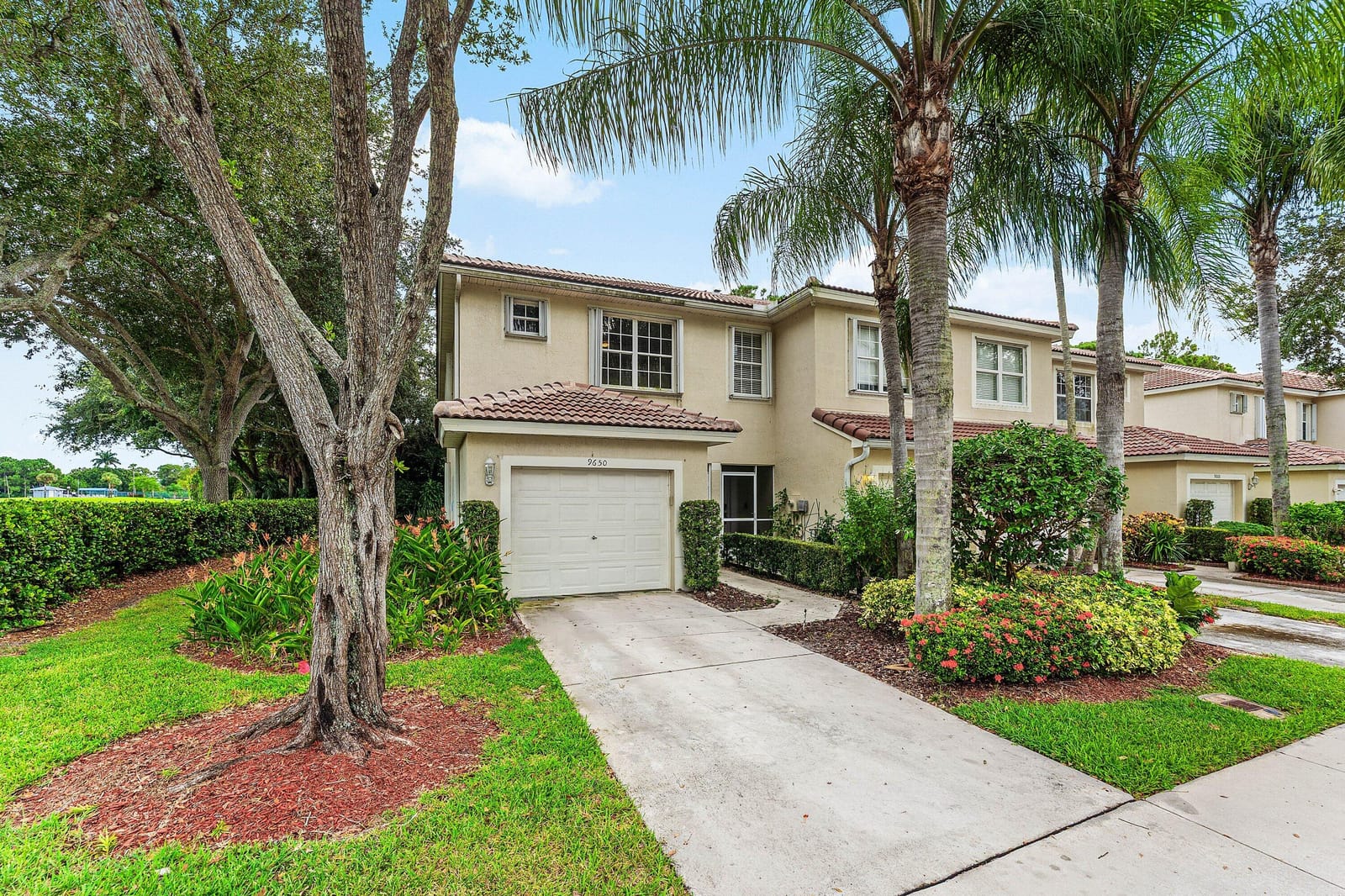 9650 Lago Drive — photo 6