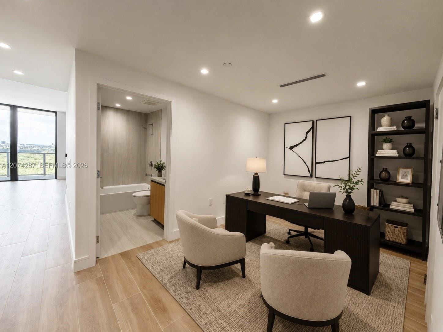 2411 Laguna Circle 1503 — photo 11