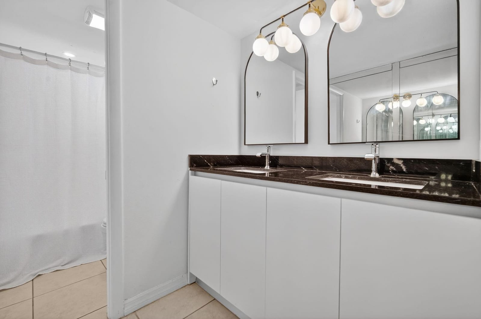 3900 N HILLS Drive 306, Hollywood, FL 33021 photo 11