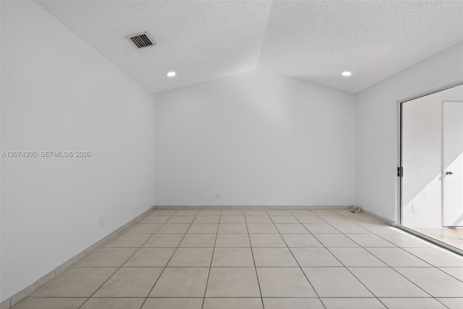13856 SW 93rd Lane 13856 — photo 11