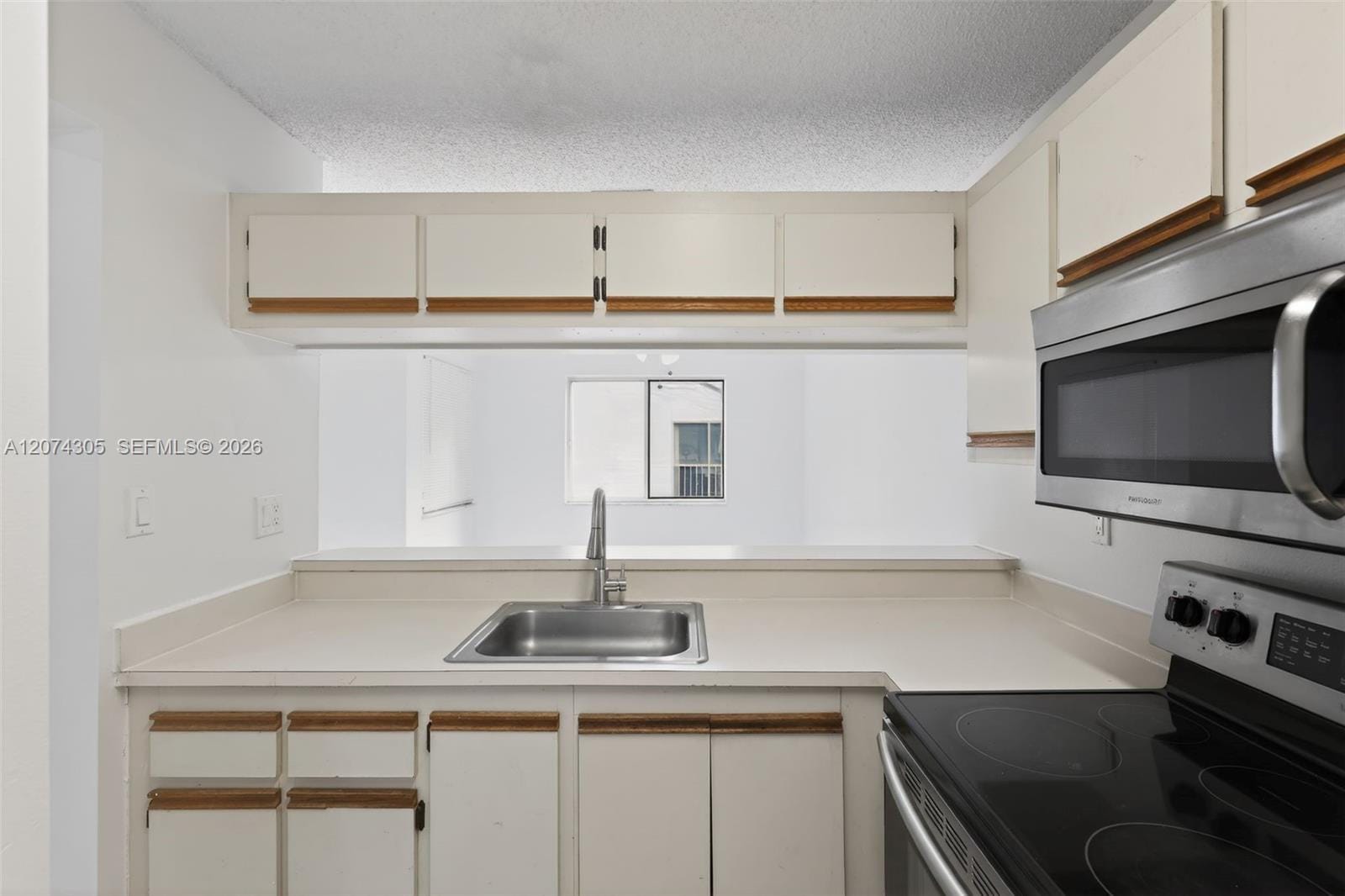 13856 SW 93rd Lane 13856, Miami, FL 33186 photo 17