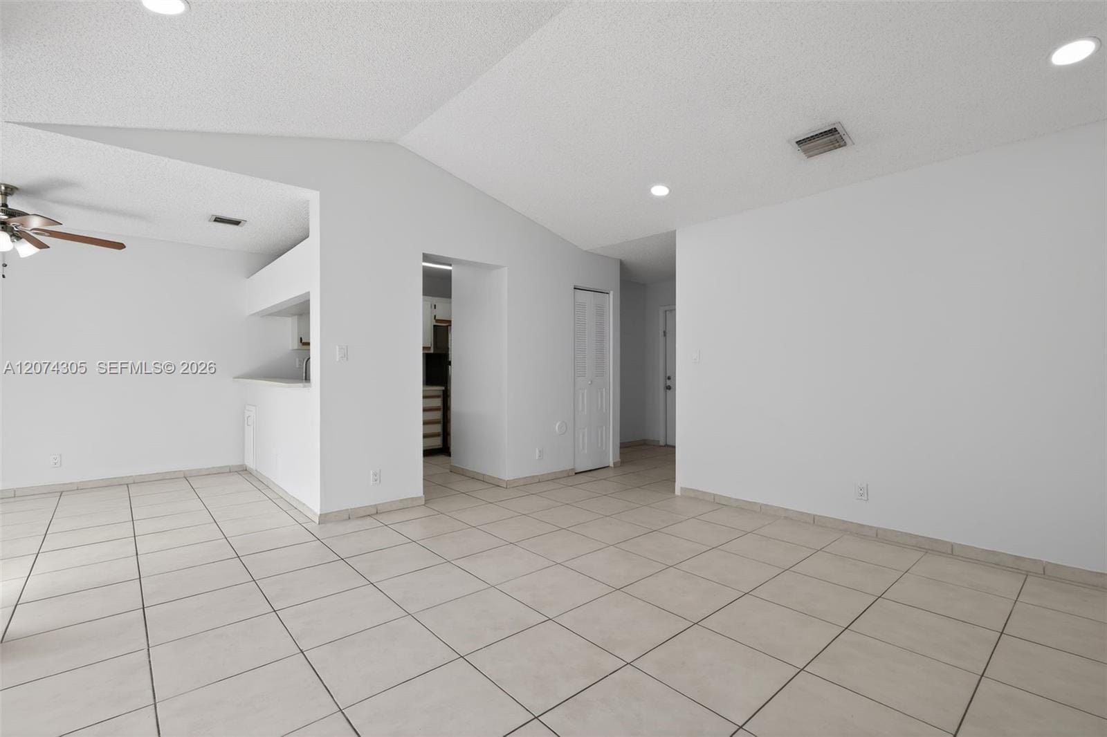 13856 SW 93rd Lane 13856 — photo 8