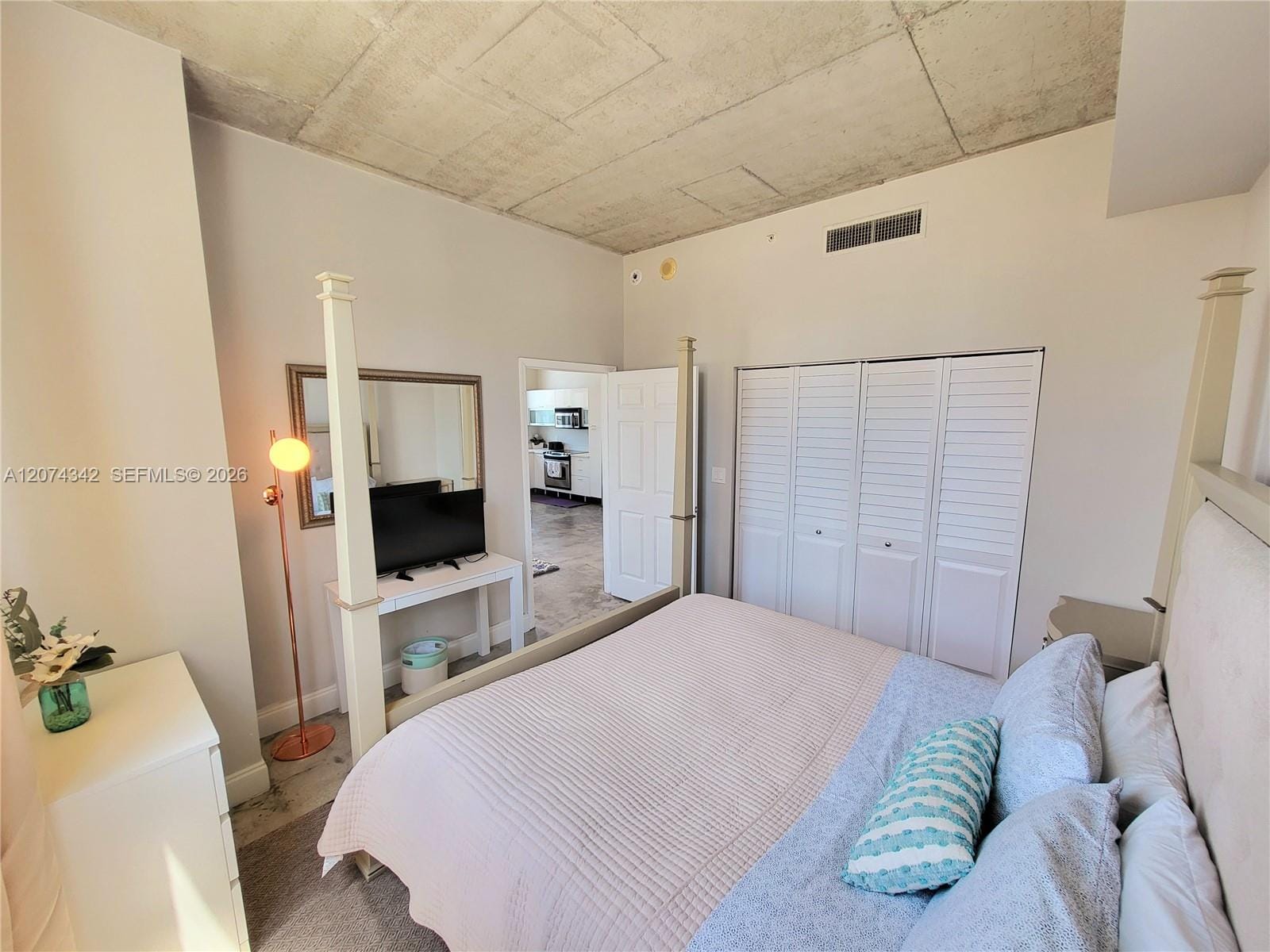 133 NE 2nd Avenue 2419, Miami, FL 33132 photo 28