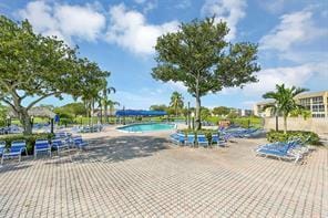 9801 Sunrise Lakes Boulevard 208, Sunrise, FL 33322 photo 15