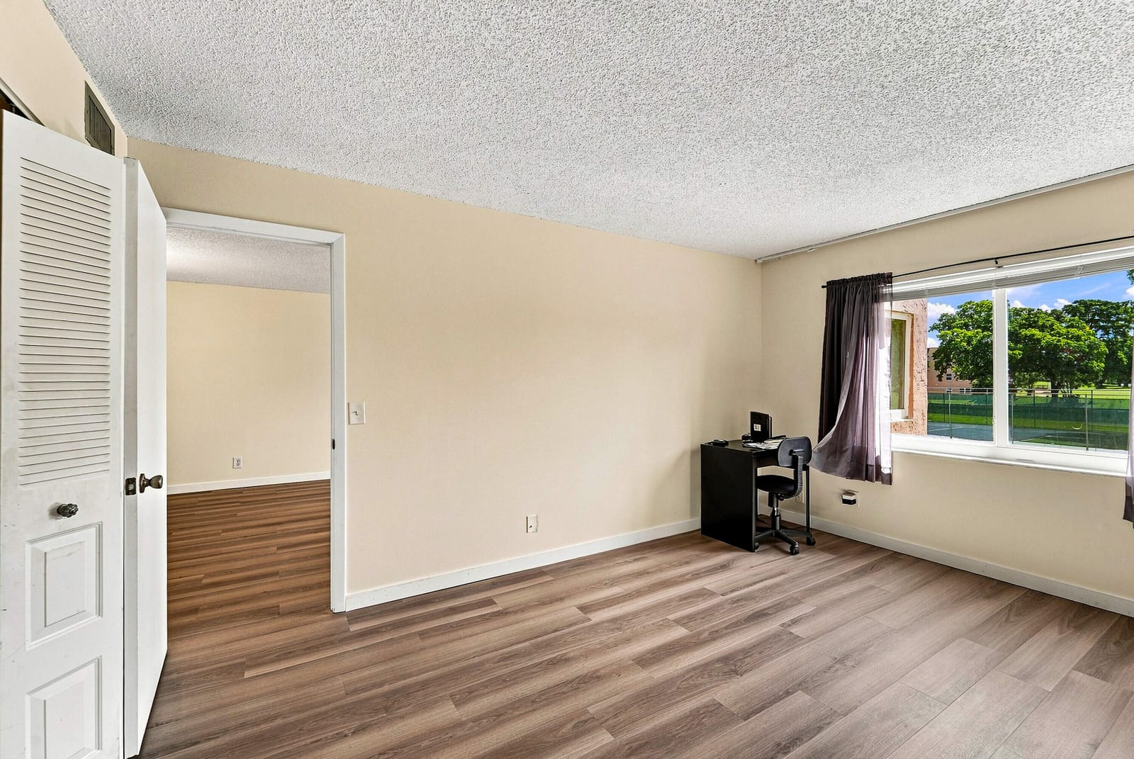 9801 Sunrise Lakes Boulevard 208, Sunrise, FL 33322 photo 24