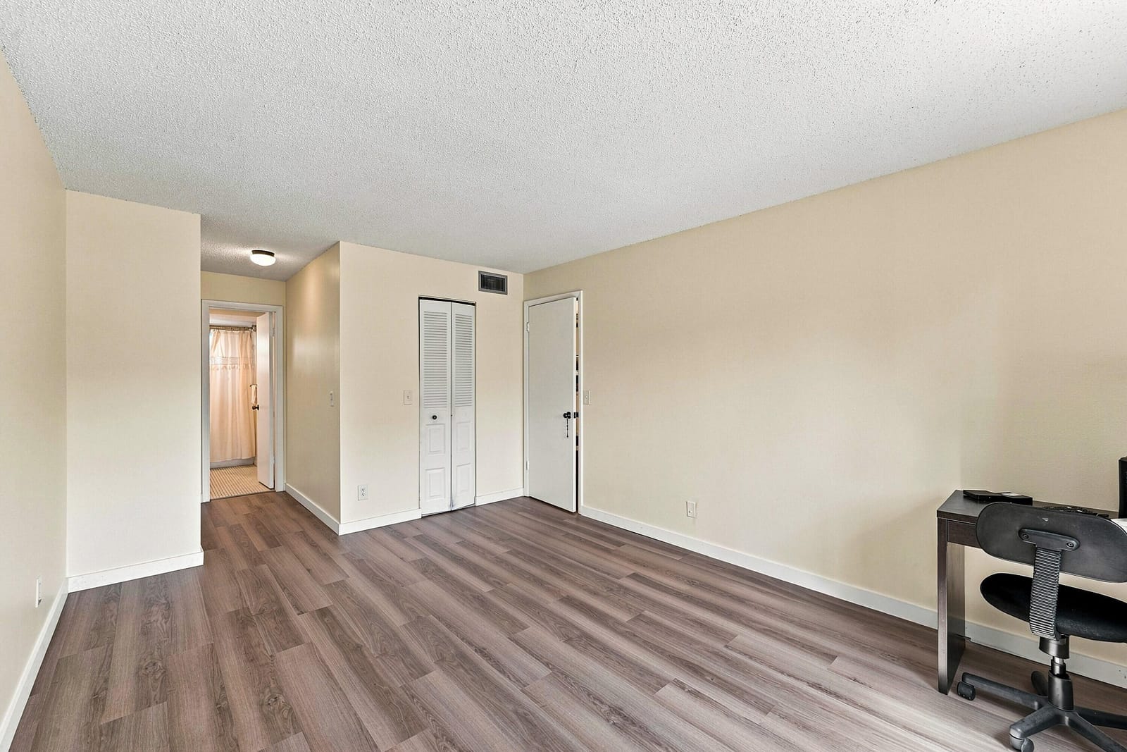 9801 Sunrise Lakes Boulevard 208, Sunrise, FL 33322 photo 25