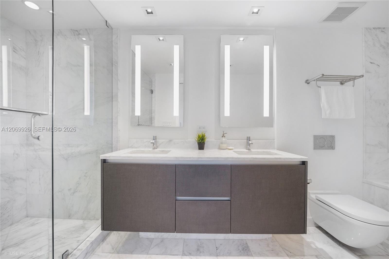 1451 Brickell Avenue 1003 — photo 11