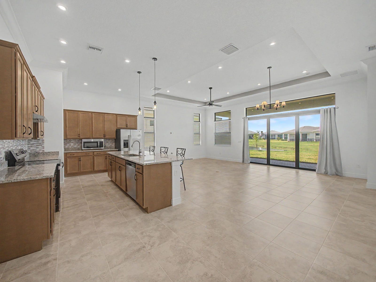 8623 SW CANTANTE Way — photo 2