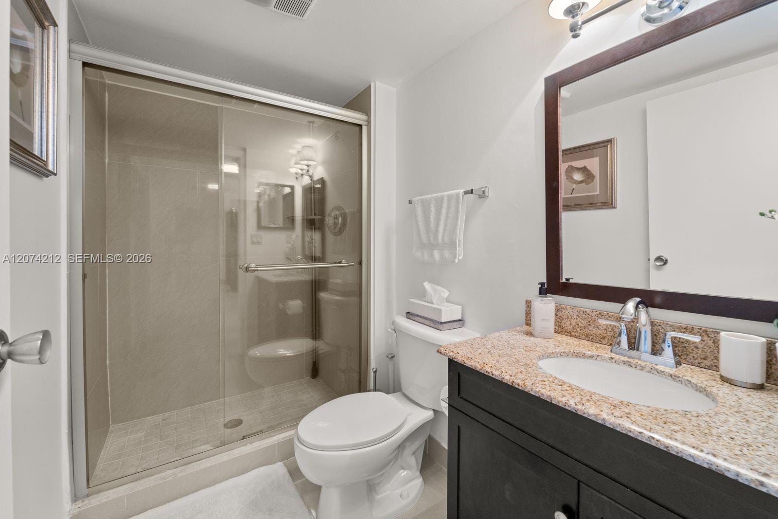 20379 W Country Club Drive 2433 — photo 5