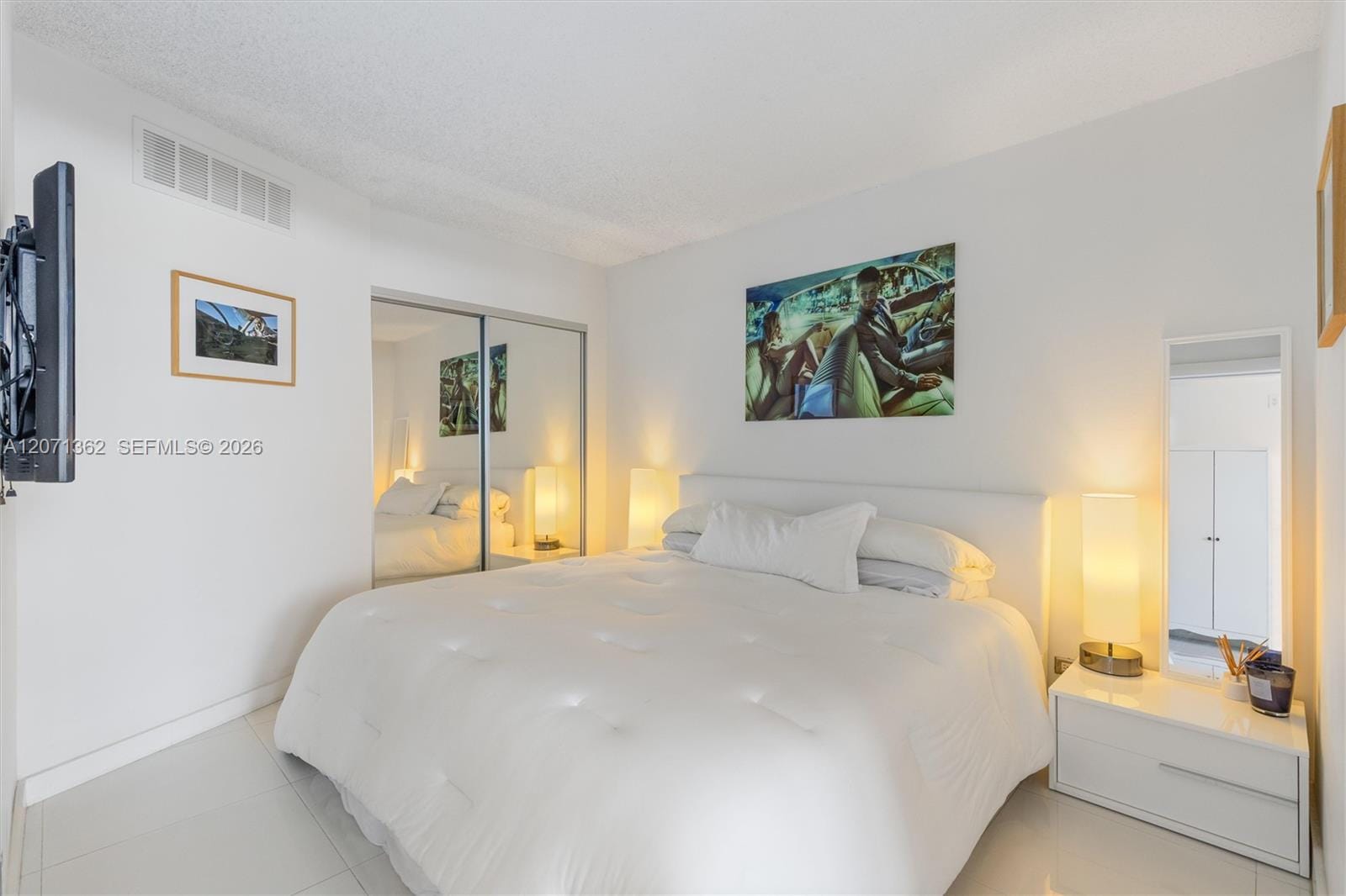 2301 Collins Avenue 931 — photo 4