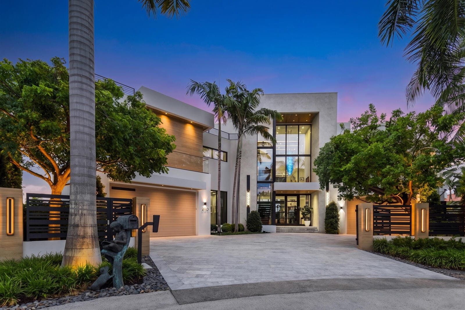 200 Fiesta Way — photo 8