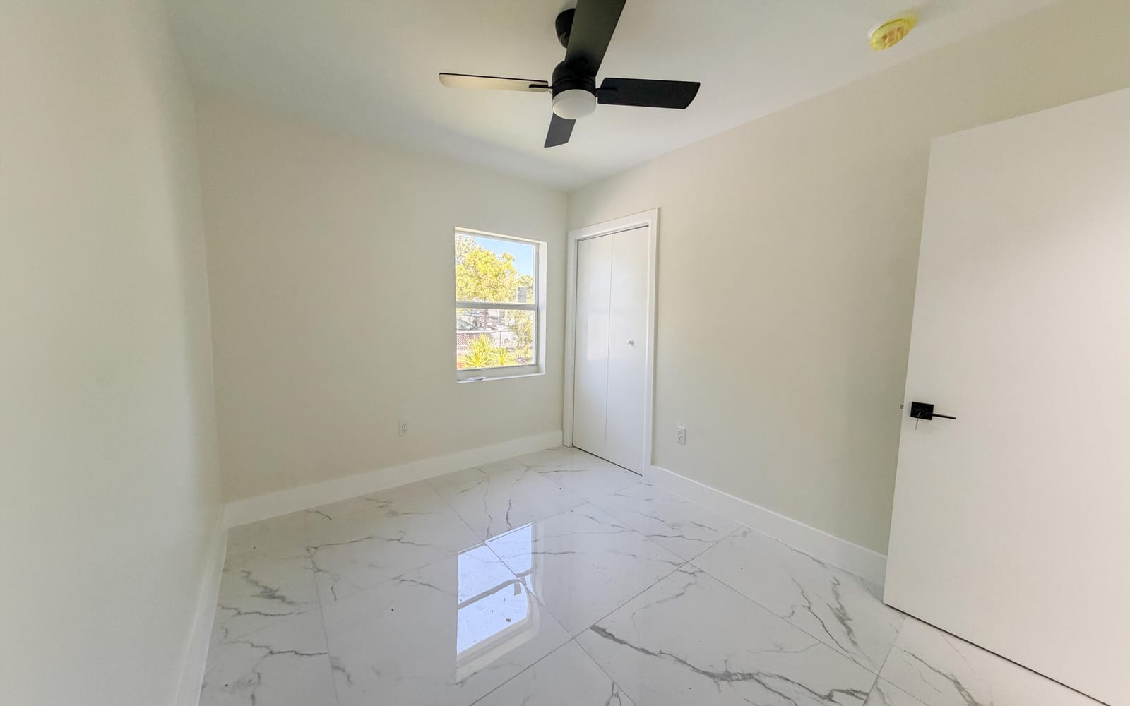 15740 NW 18TH Avenue — photo 10