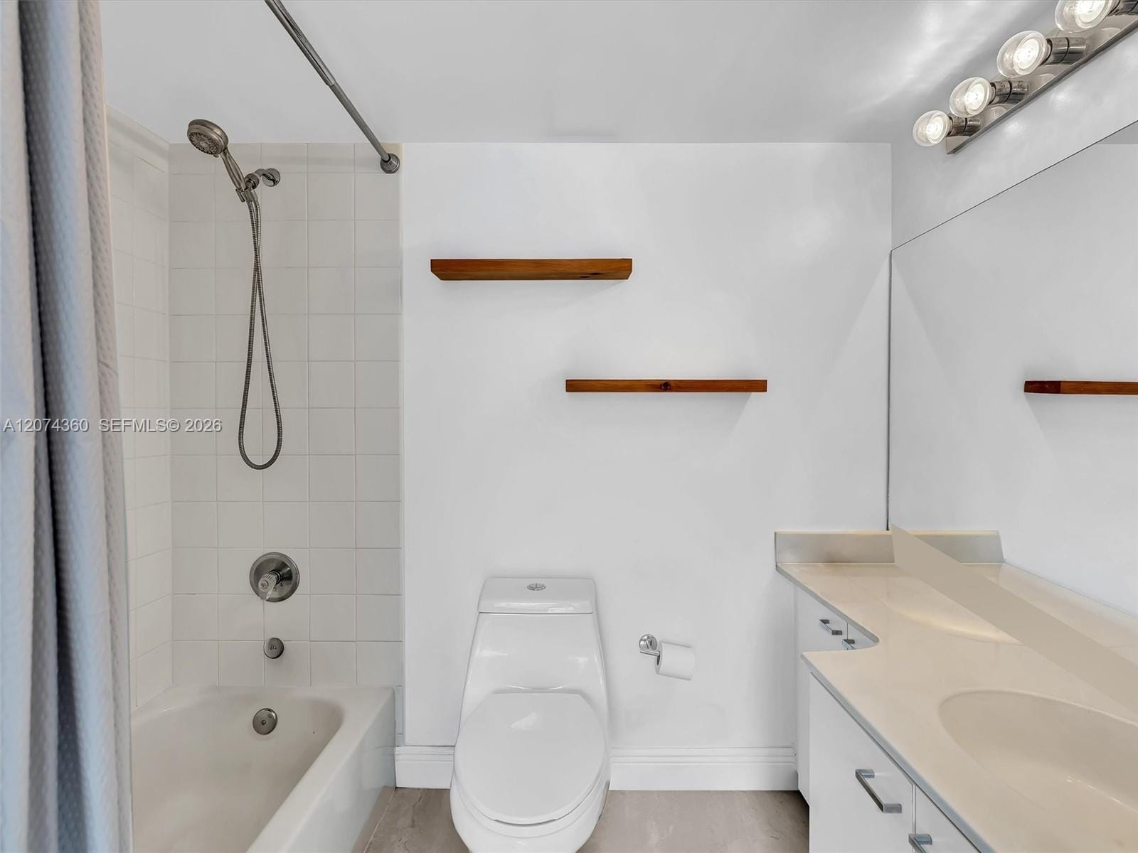 1621 Bay Road 408, Miami Beach, FL 33139 photo 24