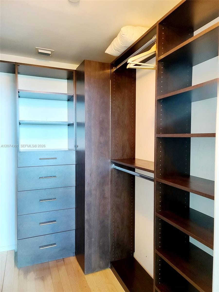 888 Biscayne Boulevard 1610, Miami, FL 33132 photo 3