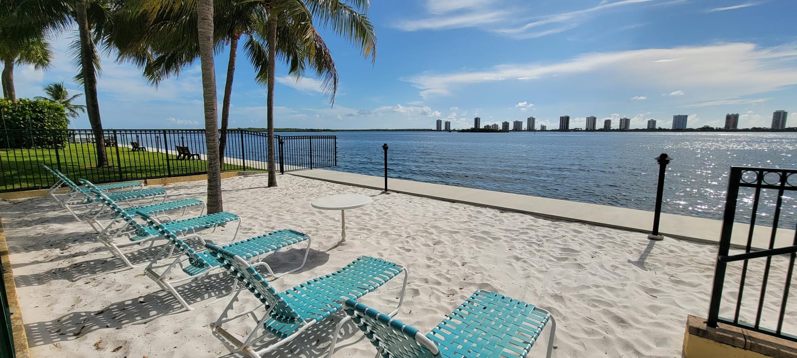 1125 Lake Shore Drive 202, Lake Park, FL 33403