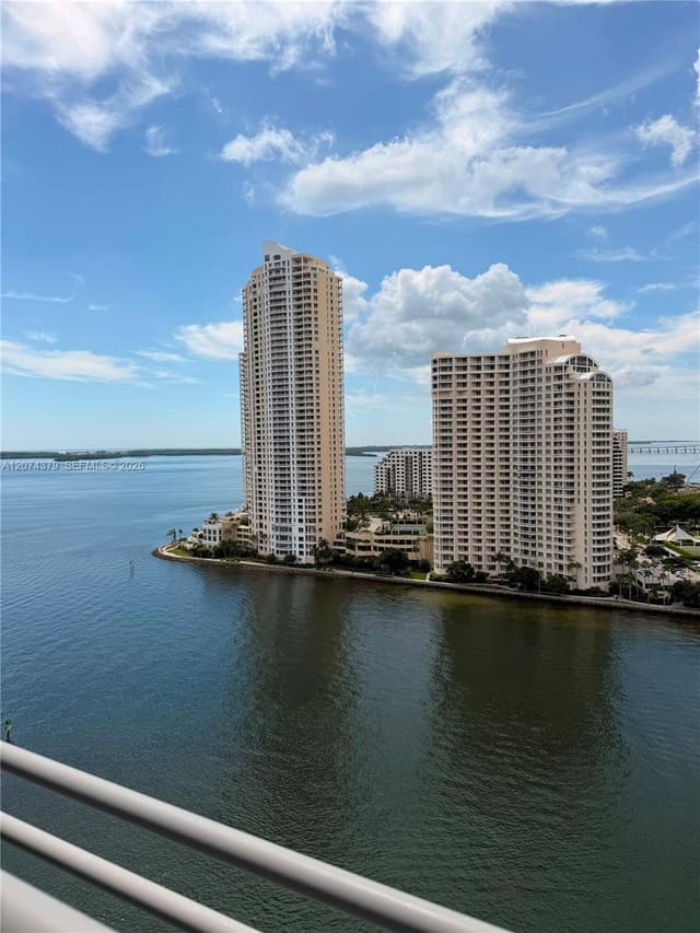 335 S Biscayne Boulevard 2003, Miami, FL 33131