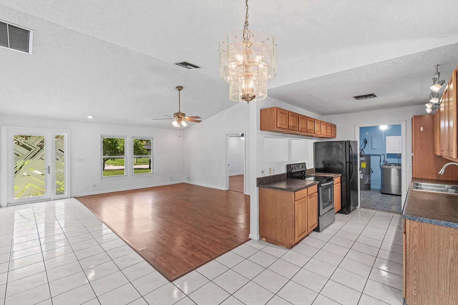 7442 Canal Drive — photo 12