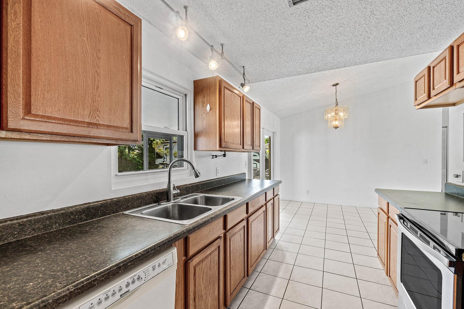 7442 Canal Drive, Lake Worth, FL 33467 photo 13