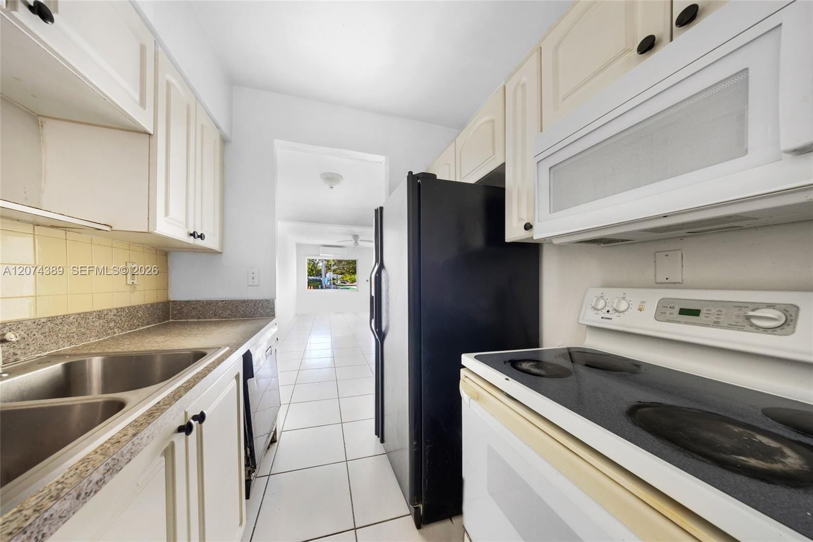 625 75th Street, Miami Beach, FL 33141 photo 12