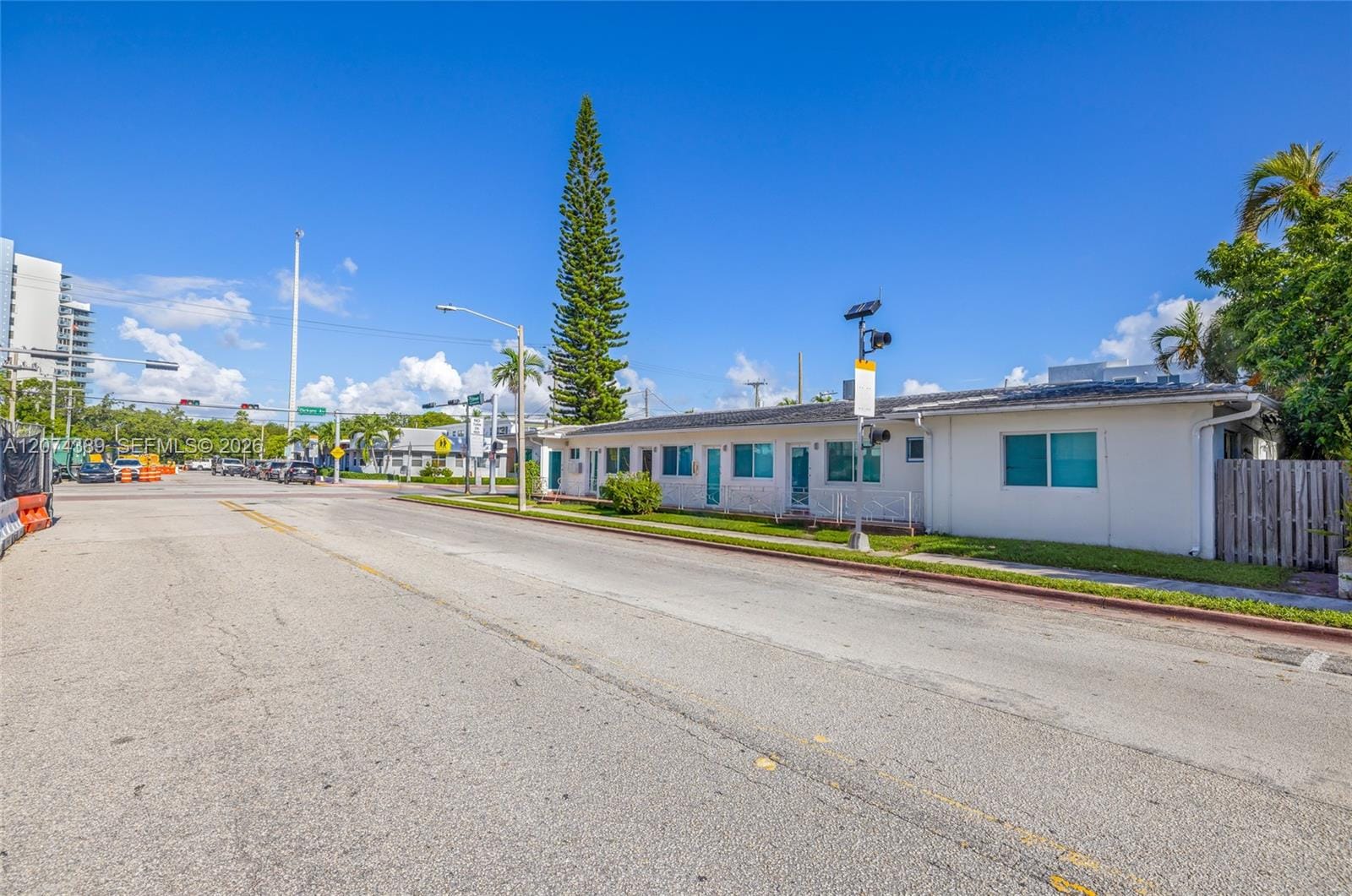 625 75th Street, Miami Beach, FL 33141 photo 4
