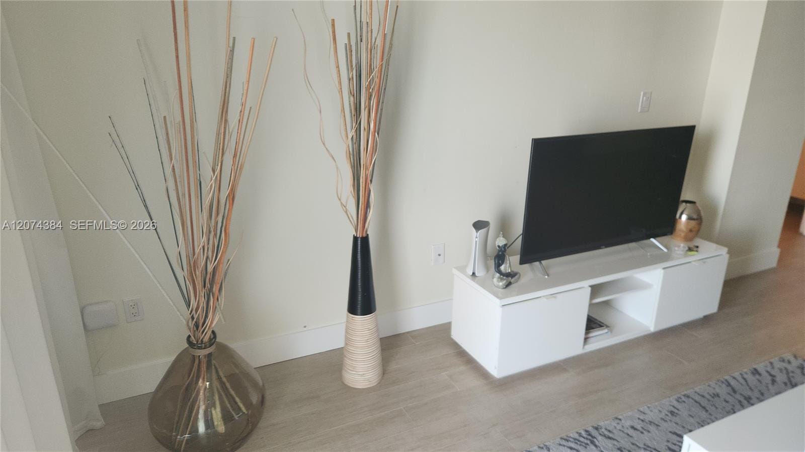 500 Bayview Drive 1725 — photo 8