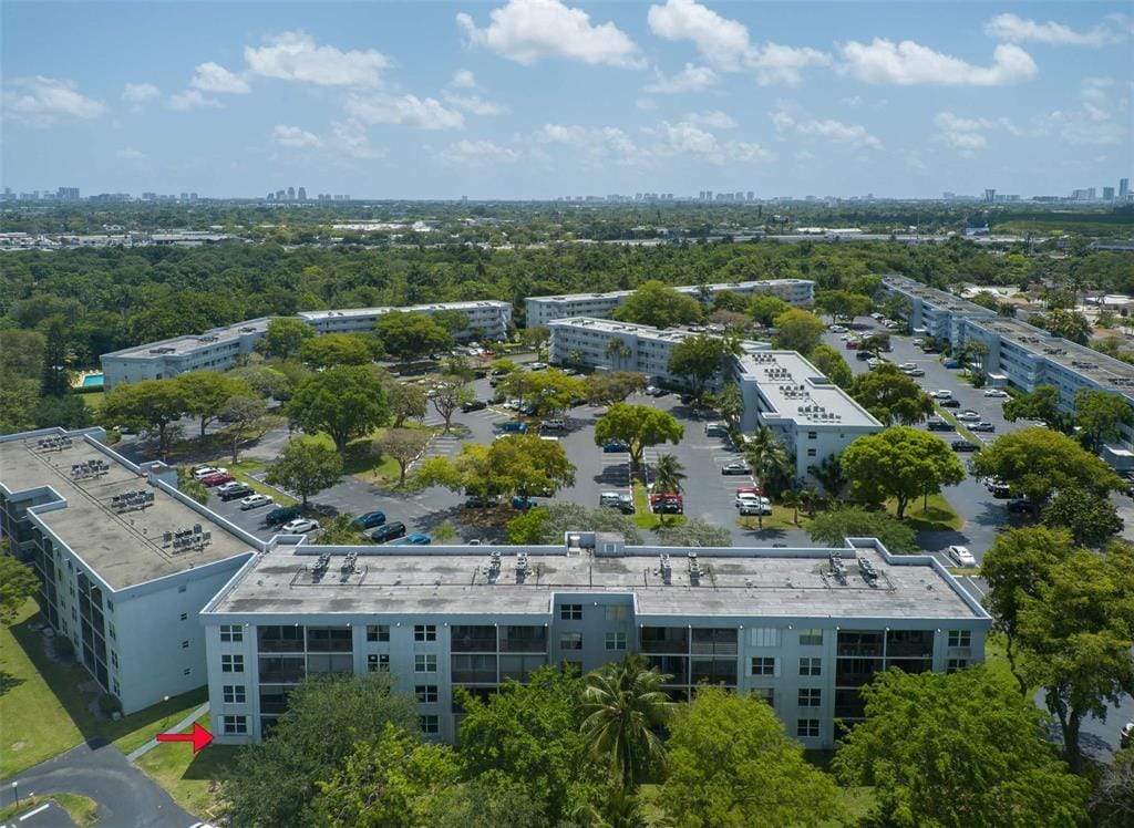 113 ROYAL PARK Drive 1H — photo 11
