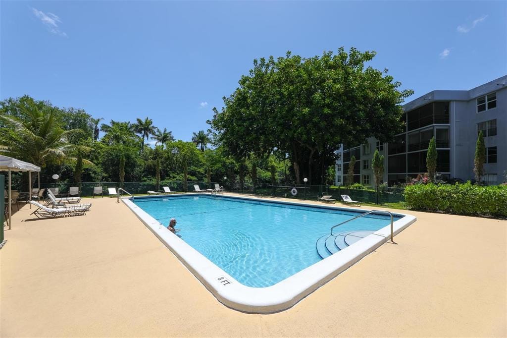 113 ROYAL PARK Drive 1H, Oakland Park, FL 33309 photo 23