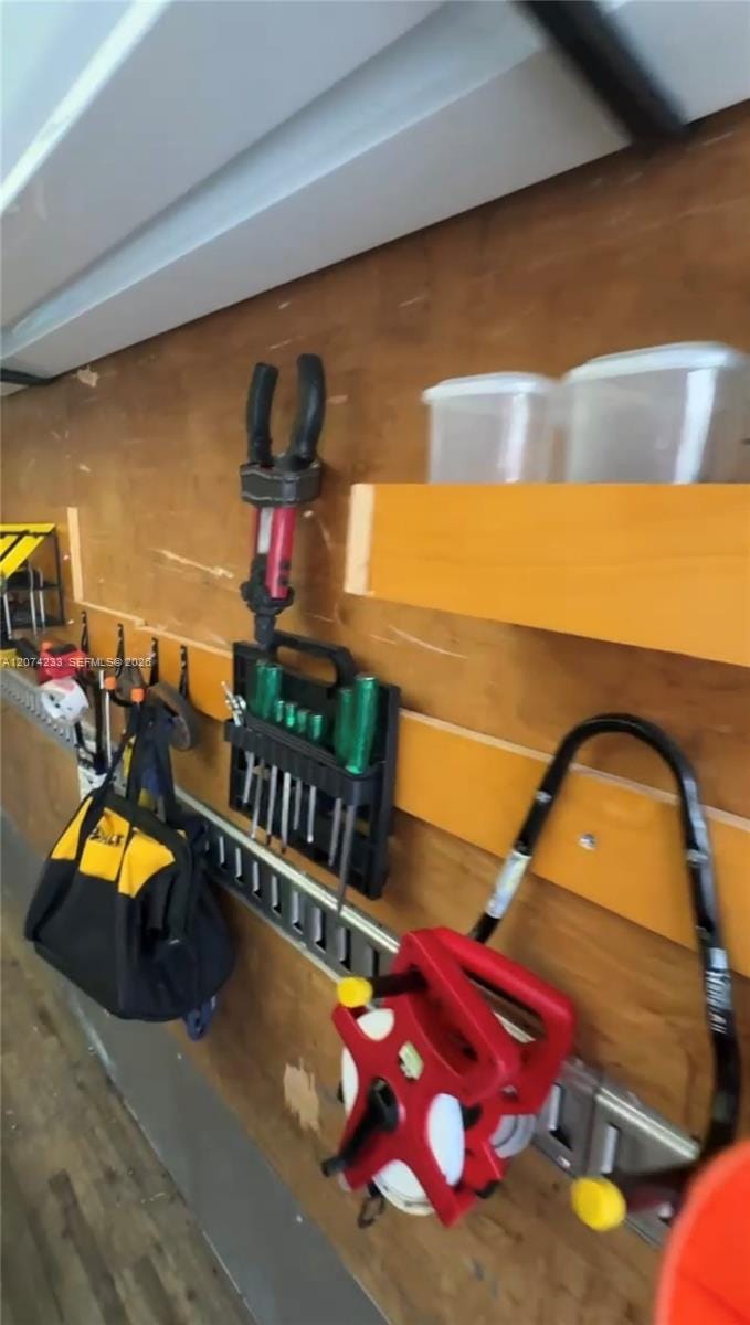Installer/kitchen/doors/gutter Business — photo 6