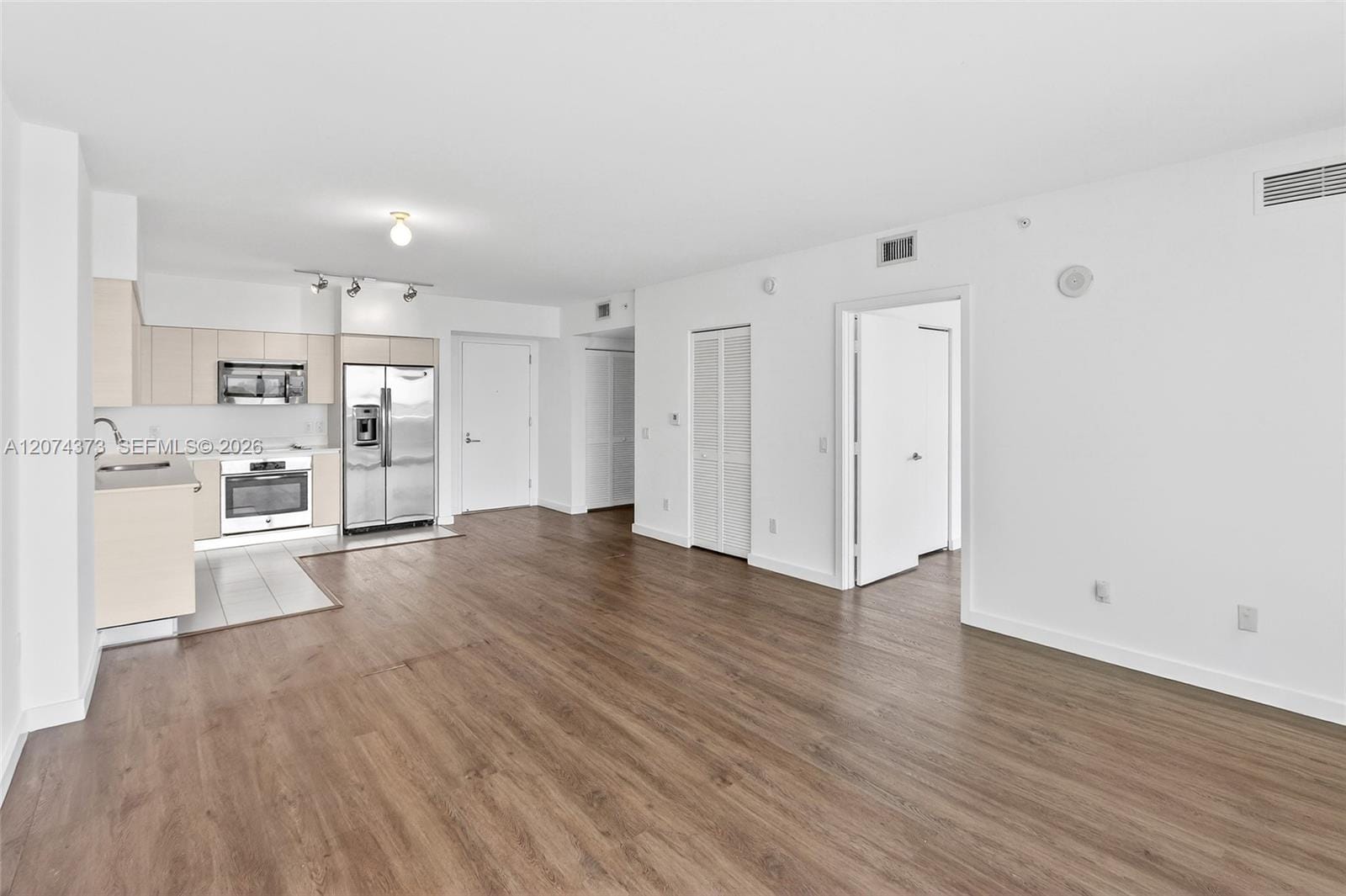 4250 Biscayne Boulevard 808 — photo 3