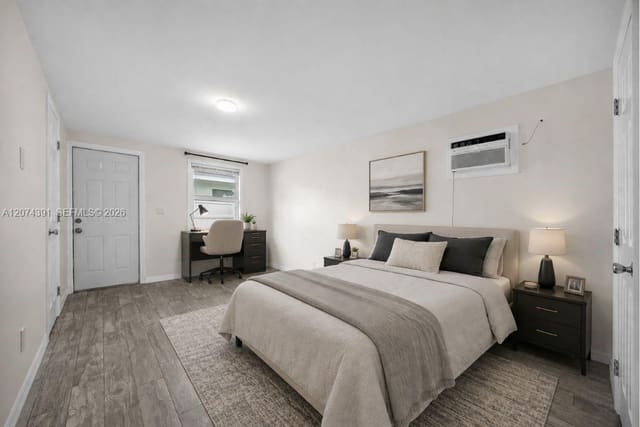 1041 NE 9th Avenue A5, Fort Lauderdale, FL 33304